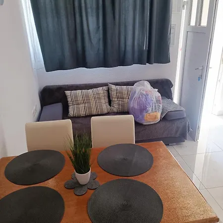 With Parking Space - 27824 Apartamento